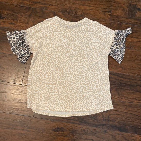 Boutique shirt - Picture 2 of 2